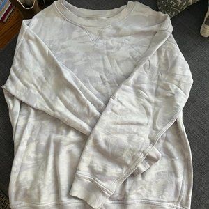 Lululemon camo pullover